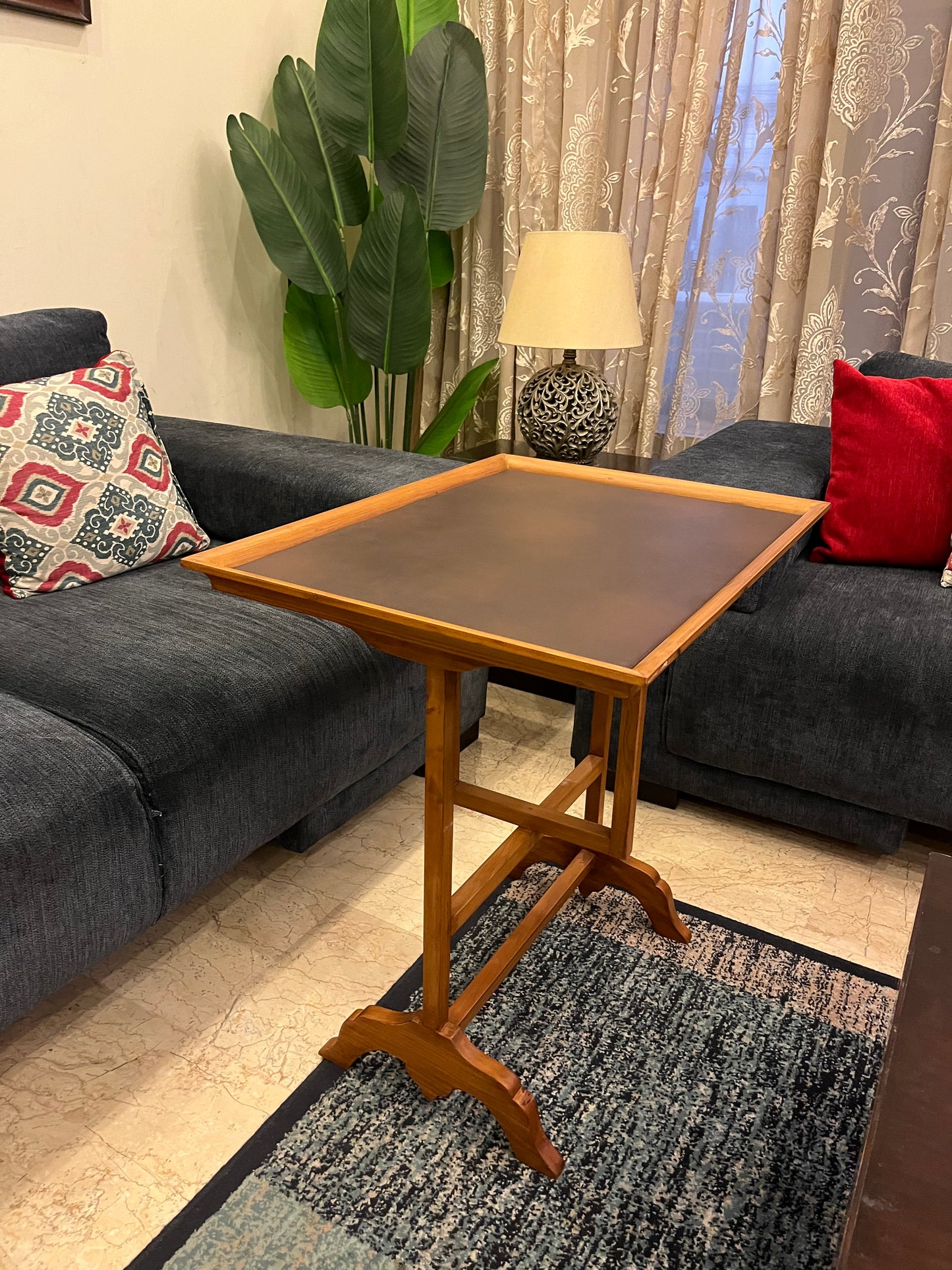 Vintage-Style Wooden Foldable Tray Table